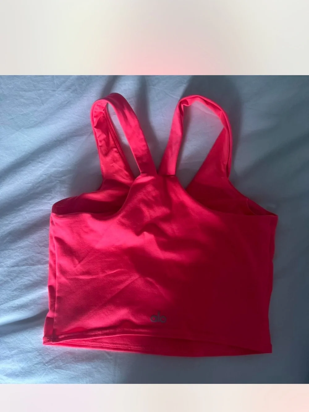 LIKE NEW RARE ALO Yoga Neon Pink Sports Bra and Leggings Set